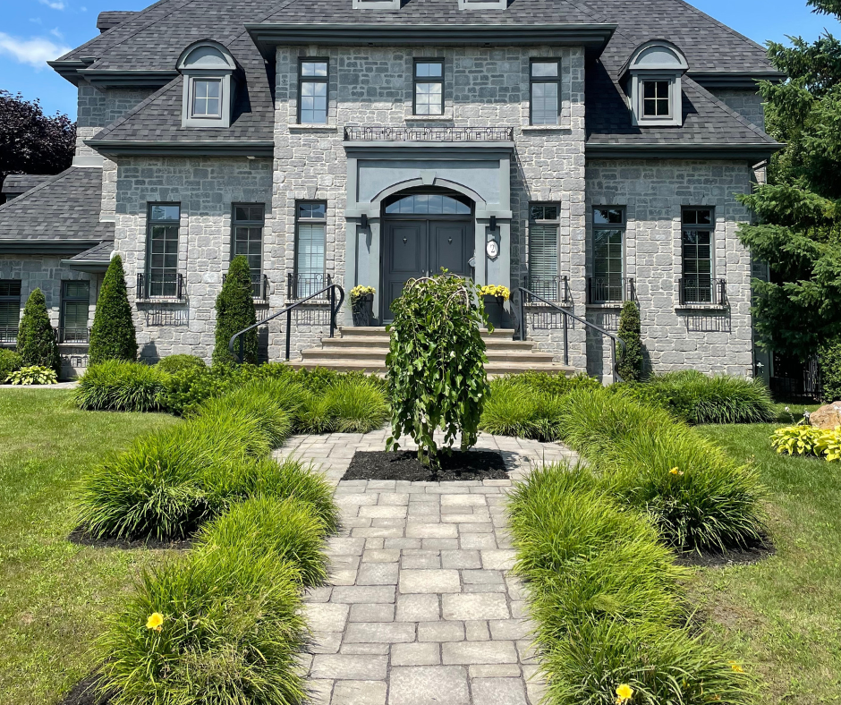 elegant classic house for sale facebook post (2)